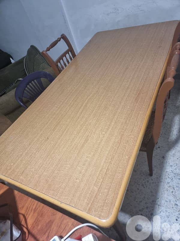 family table طولة صفرة 0