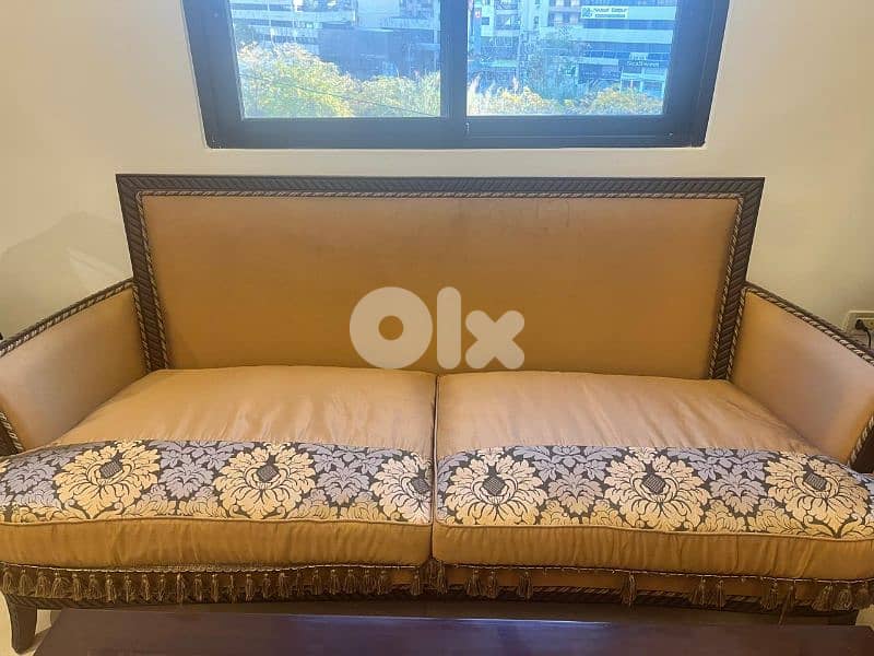 salon 2 seats sofa + 2 chairs (no tables) صالون خشب جودة ومتانة 2
