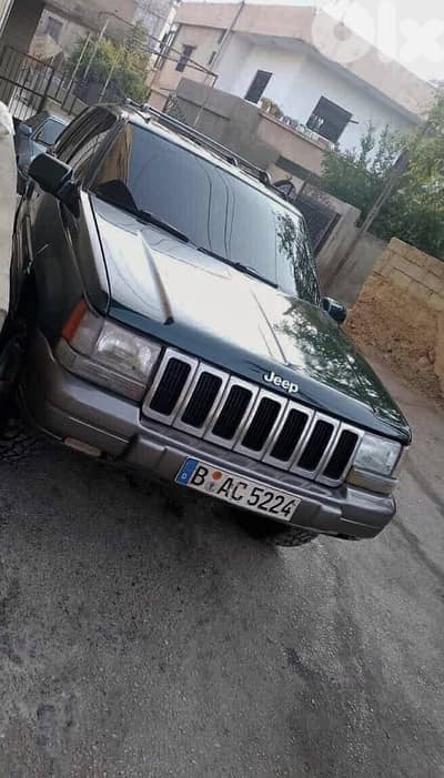 Cherokee v8 5.2Litre | شيروكي جيب انقاض