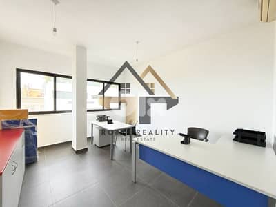 office for rent in hamra Beirut مكتب للايجار في حمرا بيروت