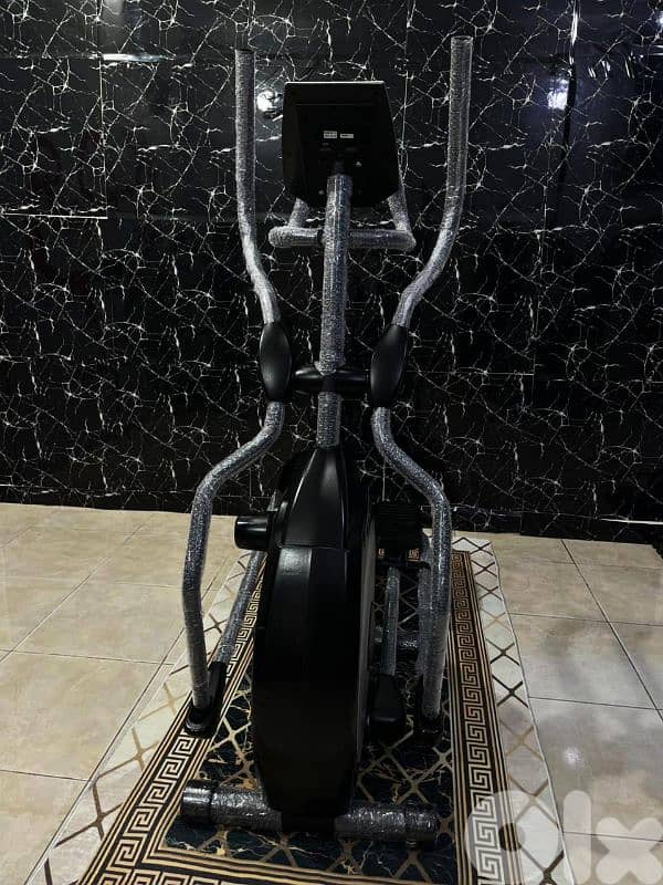 Heavy duty Ellipticall, MODEL SPIRIT XE 330 max user weight 180KG 5