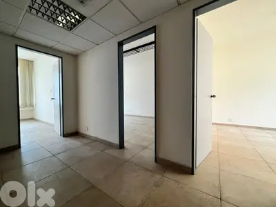 Office for Rent in Verdunمكتب للإيجار في فردان