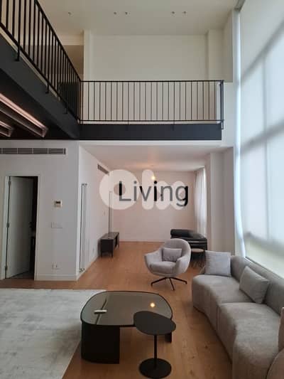 Lofty minimalist 3 bedrooms designed