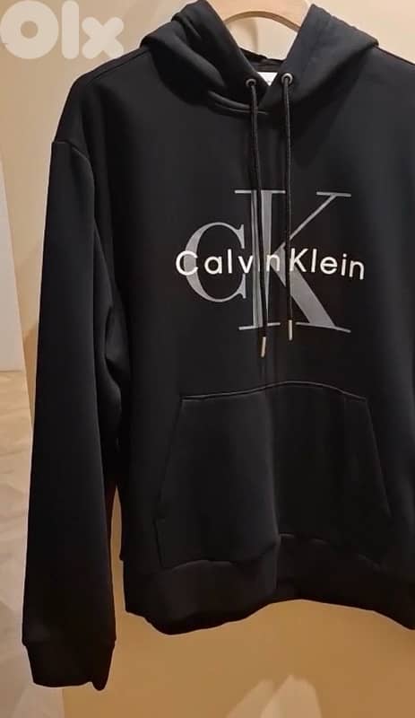 ORIGINAL CALVIN KLEIN HOODIES new in tag 7