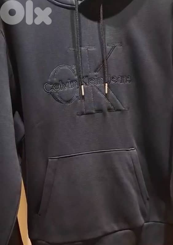ORIGINAL CALVIN KLEIN HOODIES new in tag 10