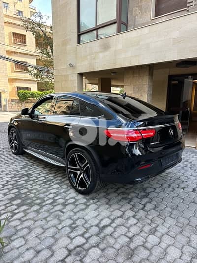Mercedes GLE 43 coupe AMG 2018 black on black (clean carfax)