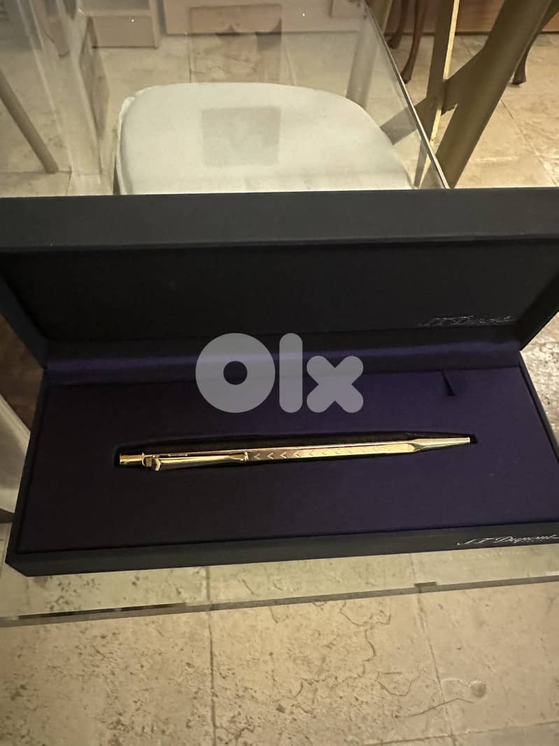 Authentic S. T. Dupont Gold Ballpoint Pen – With Original Box 0