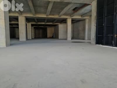 Prime location Warehouse for Rent Roumieh مستودع للايجار في رومية