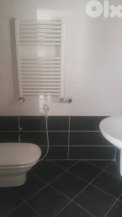 SPACIOUS APARTMENT IN ACHRAFIEH PRIME (250SQ) 3 BEDROOMS , (ACR-125)