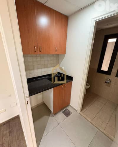 Office for rent in Achrafieh AA436 مكتب للإيجار  في الأشرفية