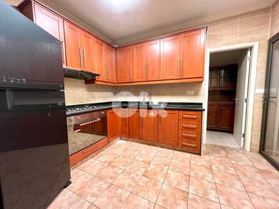 L20613 - Bright Apartment For Rent in Achrafieh, Geitawi