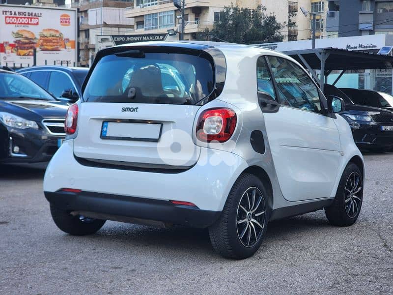 Smart fortwo 2016 Clean Carfax low mileage 0