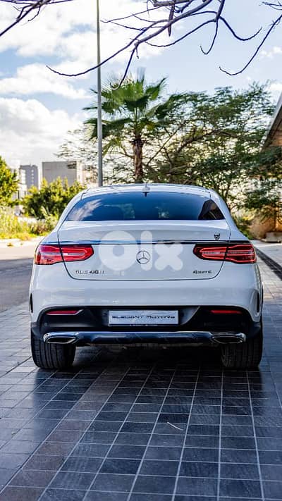 Mercedes-Benz GLE 400 – 2017 |  54,000 KM | 4MATIC