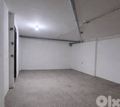Warehouse for Sale in Mansourieh