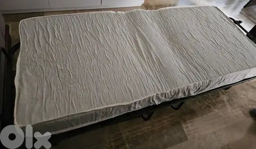 Foldable bed - تخت + الفرشة جديد مش مستعمل