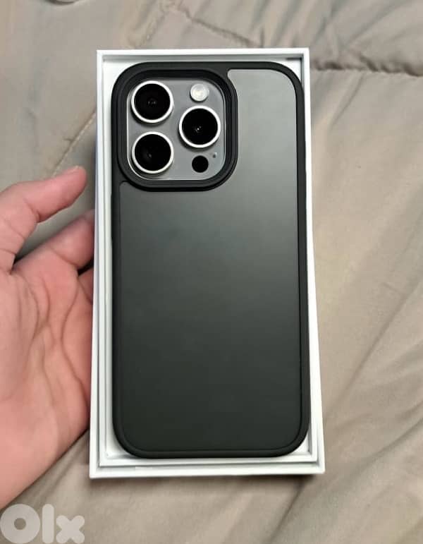 very clean iphone 15 pro 0