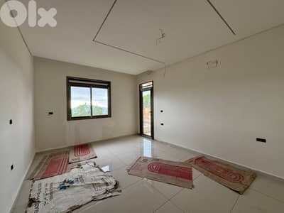 L20623 - Fully Decorated Apartment For Sale In Ouyoun Broumana