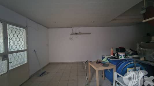 RWB603EA - Shop for sale in Amchit Jbeil