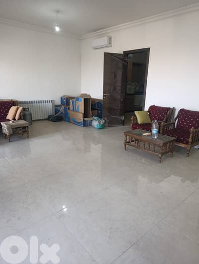 Apartment for sale in Biaqout $300,000 شقة للبيع في بياقوت