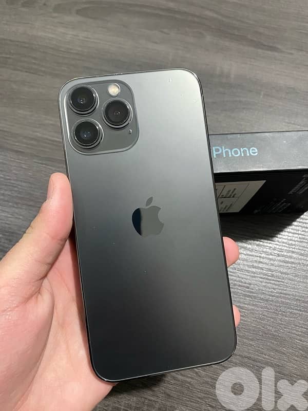 13 pro max 256gb مش مفكوك $449 0