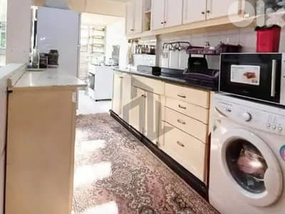 Apartment for Sale in Tallet El Khayyat شقة للبيع في تلة الخياط