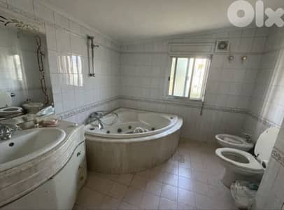 GMK243YAJ - RoofTop Apartment For Sale In Ballouneh - رووف للبيع