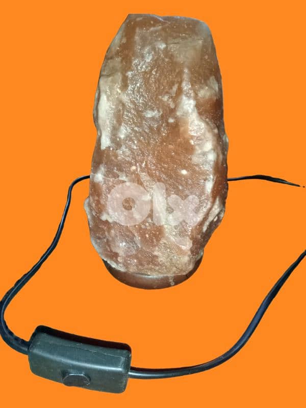 Himalayan salt lamp 0