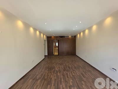 Apartment for sale in Ramlet El Bayda/ Spacious