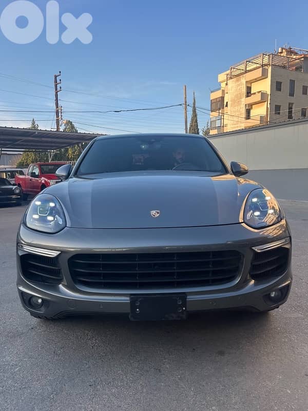 Porsche Cayenne S 2017 0