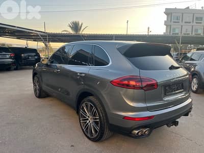 Porsche Cayenne S 2017