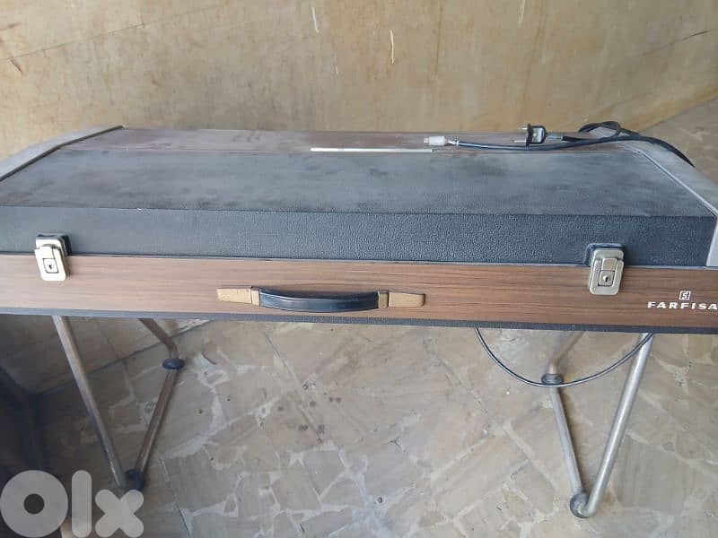 musical piano original for sale farfisa italian made 03235337 0