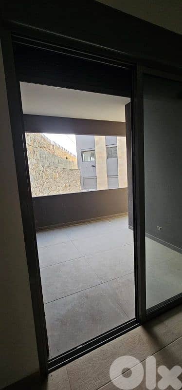 For Sale Apartment in Halat 180m ONLY for 220Kشقة للبيع في حالات