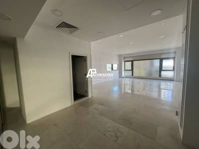 Office For Rent in Achrafieh - مكتب للأجار في الأشرفية