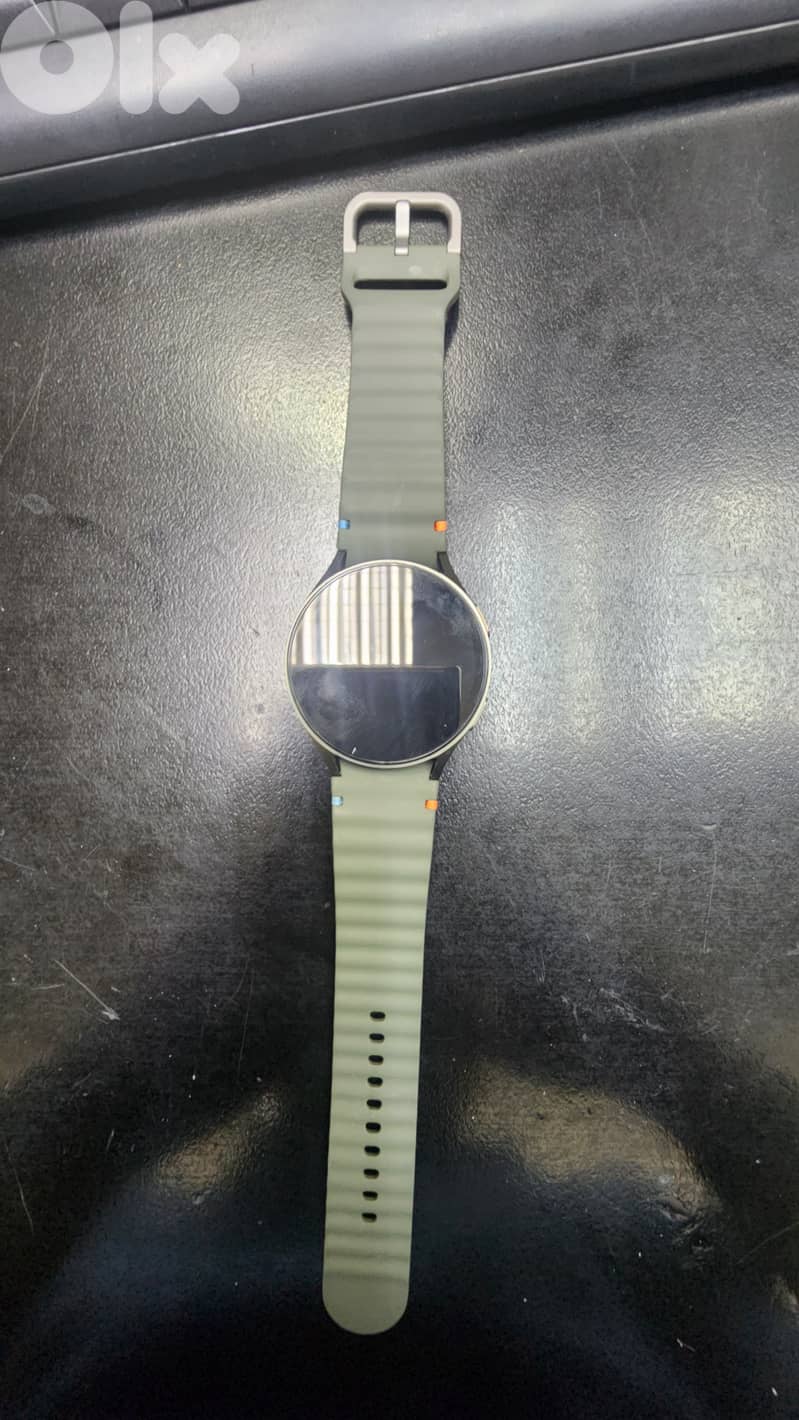 Samsung watch 7 green with box and charger w 3 bands for sale 7