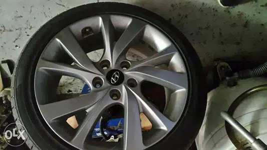 شراء جنط دولاب hyundai veloster 2016