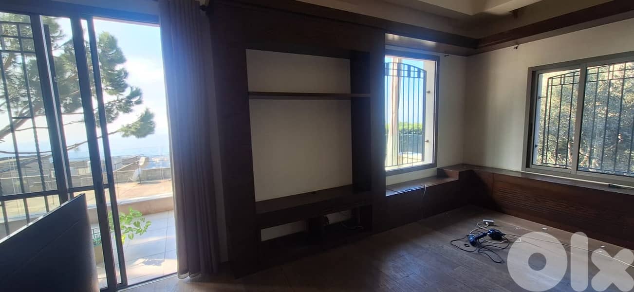 TV Built In - Solid Oak 0