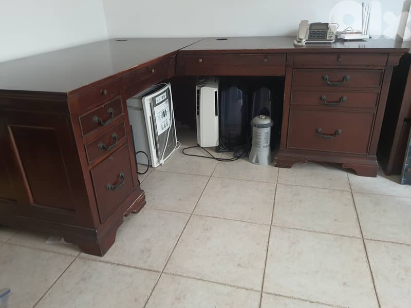 Solid Oak Office Desk 0