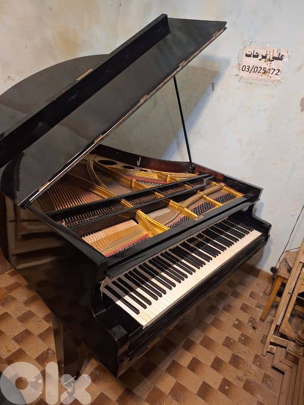 piano baby grand glossy black coloured tuning warranty 1