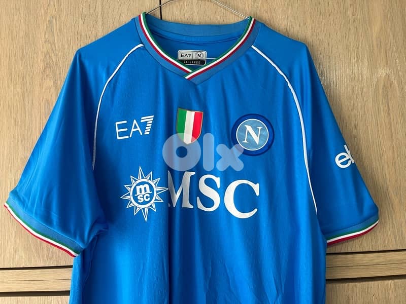 Napoli kvaratakhelia 77 scudetto EA7 kit 1