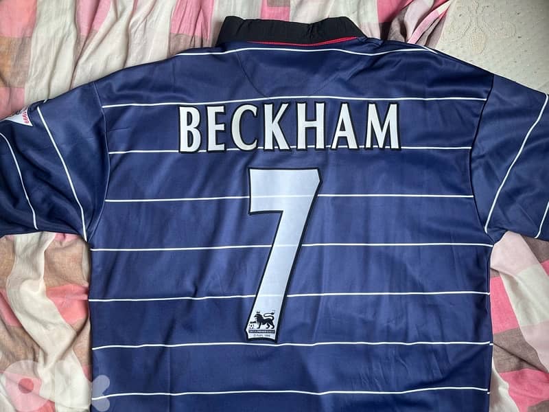Manchester United 1999 kit  beckham 7 2