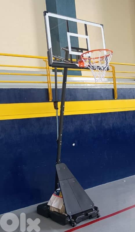 230$ movable basketball hoop 0