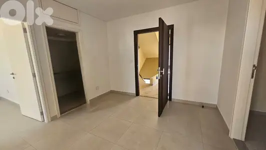 AH-HKL-400 Office 70m2 for Rent – Prime Location in Hamra