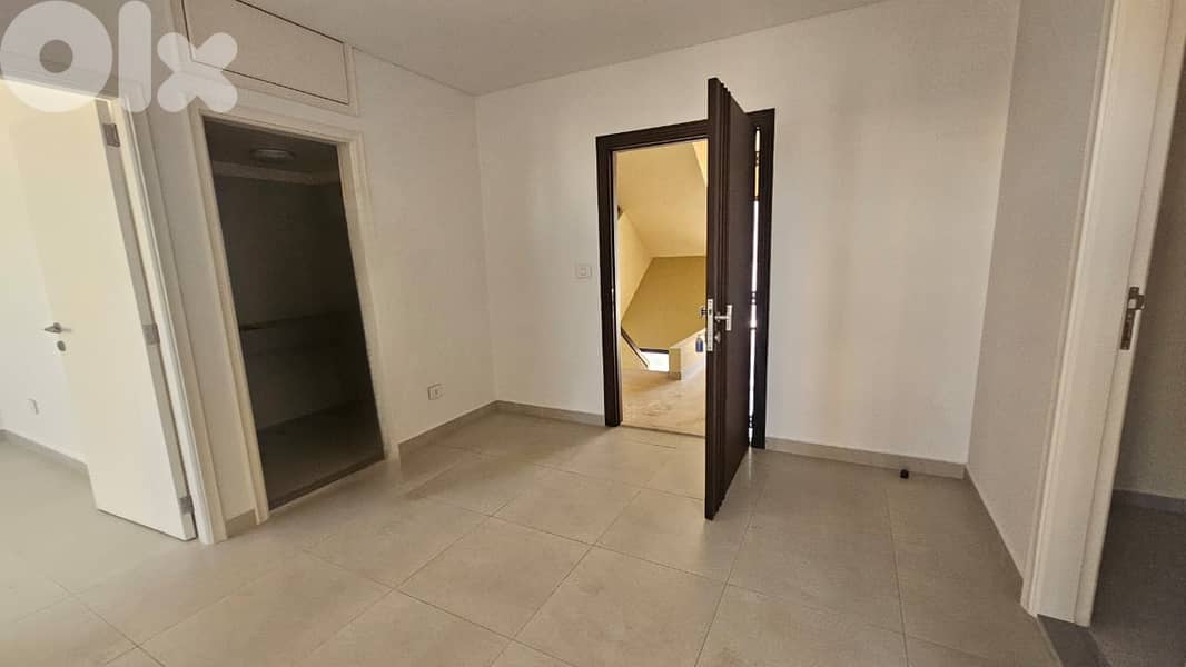 AH-HKL-400 Office 70m2 for Rent – Prime Location in Hamra 0