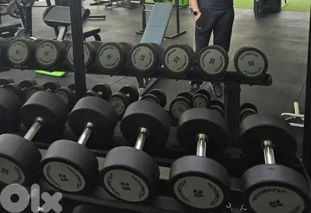 Dumbbells TECHNOGYM  Amercene like  دامبلز ساري امركاني شبه جديد