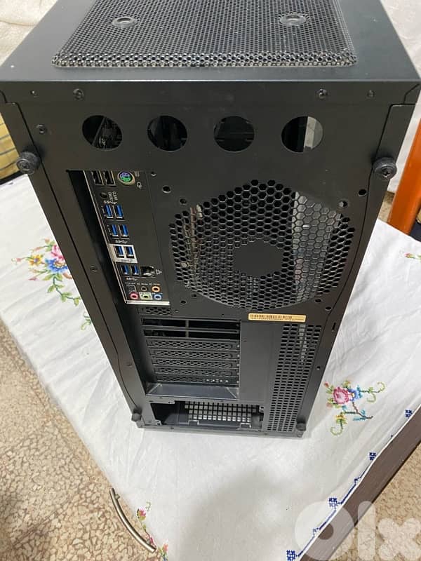 InWin PC Case 4