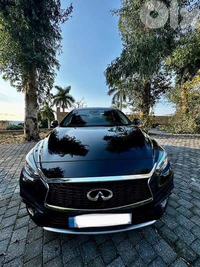 Infiniti Q30 2017 low mileage