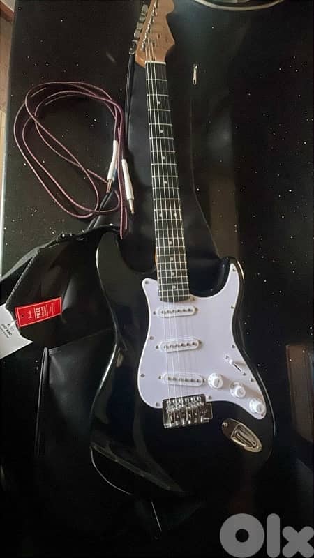 Electric Guitar Bundle (barely used) 0