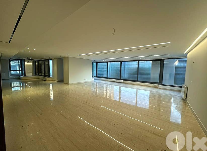 Apartment for sale in ain El Mraisseh/ Spacious/ Decorated 0