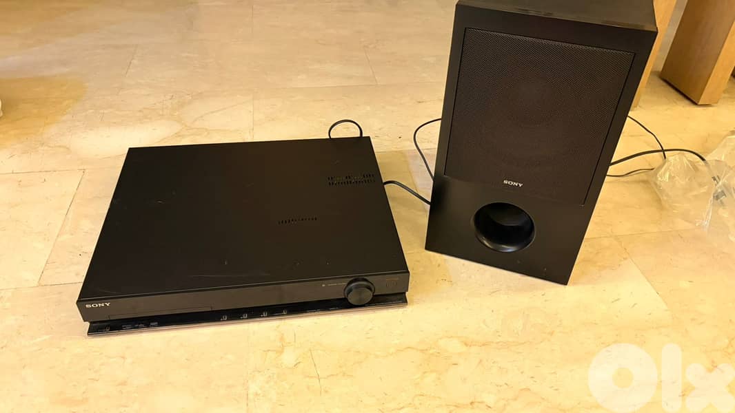 50” Panasonic TV PLASMA + Sony Home Theater System not smart 5