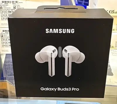 Samsung Galaxy buds 3 pro white